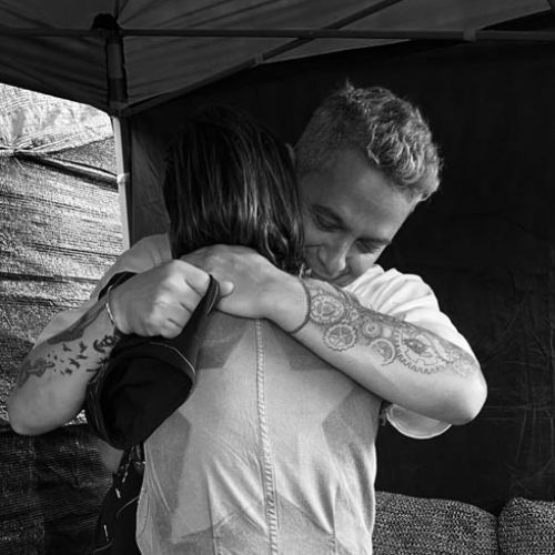 Abrazo Alejandro Sanz